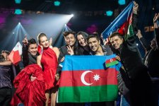 Фоторепортаж выступления Фарида Мамедова во втором полуфинале "Евровидения-2013"