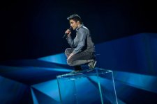 Фоторепортаж выступления Фарида Мамедова во втором полуфинале "Евровидения-2013"