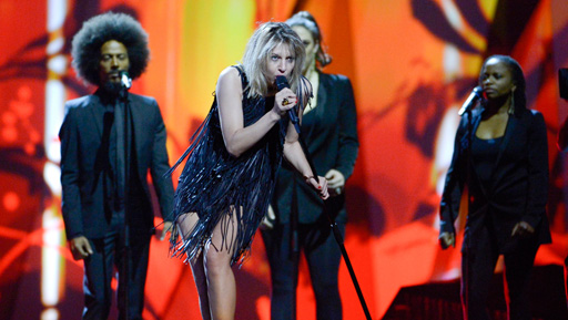 Представлена ТОП-10 сценических костюмов финалистов "Евровидения-2013" (фото)