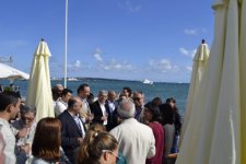 Директор киностудии "Азербайджанфильм" встретился в Каннах с продюсерами зарубежных стран (фото)