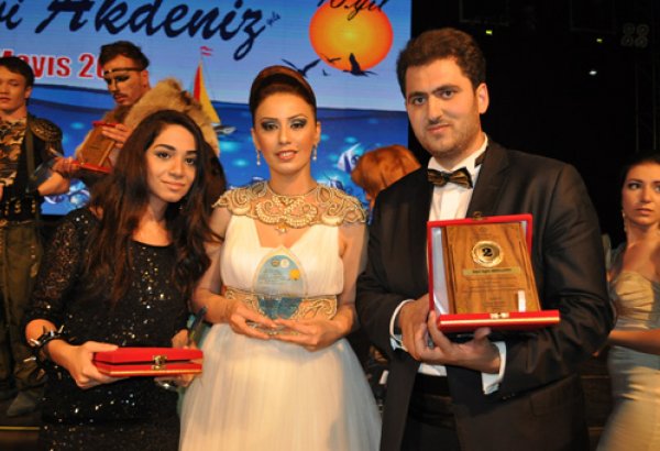 Акшин Абдуллаев успешно выступил в Международном конкурсе тюркоязычных стран (фото)