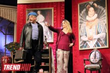 В Баку состоялся бенефис "Королевы сцены" -  премьера комедии "Жениха вызывали, девочки?"  (фотосессия)