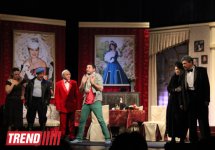 В Баку состоялся бенефис "Королевы сцены" -  премьера комедии "Жениха вызывали, девочки?"  (фотосессия)