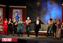 В Баку состоялся бенефис "Королевы сцены" -  премьера комедии "Жениха вызывали, девочки?"  (фотосессия)