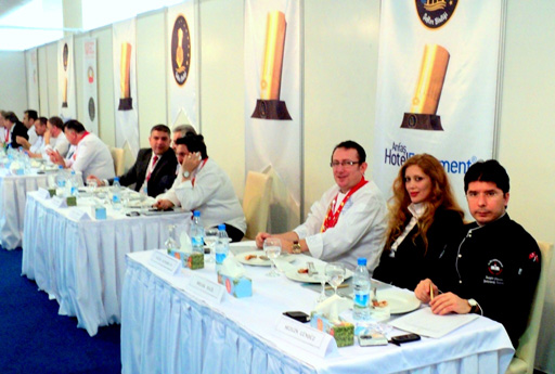 Одна из первых азербайджанских телеведущих в Турции Мелек Халил: "Выполняю своеобразную миссию" (фото)