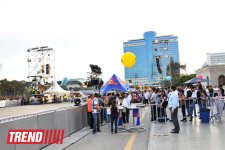 Умопомрачительные трюки мотоциклистов в вечернем Баку - Red Bull X Fighters Jams (фото)