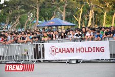 Умопомрачительные трюки мотоциклистов в вечернем Баку - Red Bull X Fighters Jams (фото)