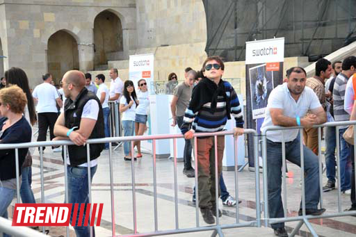 Умопомрачительные трюки мотоциклистов в вечернем Баку - Red Bull X Fighters Jams (фото)