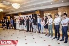 Мерлин Монро и Чарли Чаплин на азербайджанском фестивале "No Smoking!"  (фотосессия)