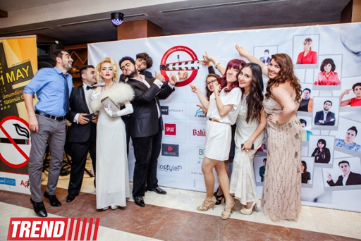 Мерлин Монро и Чарли Чаплин на азербайджанском фестивале "No Smoking!"  (фотосессия)