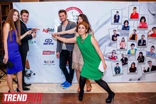 Мерлин Монро и Чарли Чаплин на азербайджанском фестивале "No Smoking!"  (фотосессия)