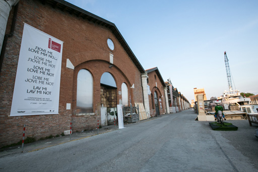 Пространство Современного Искусства YARAT! участвует в Международном Венецианском Биеннале 2013 (ФОТО)