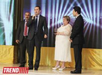 В Баку состоялась церемония награждения деятелей культуры и искусства, телевидения и СМИ (фото)