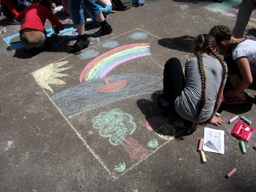 Союз азербайджанской молодежи Украины выступил партнером  акции "Мир детей - мир детства" (фото)