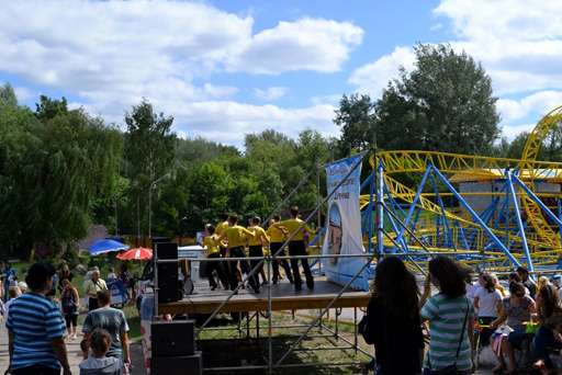 Союз азербайджанской молодежи Украины выступил партнером  акции "Мир детей - мир детства" (фото)