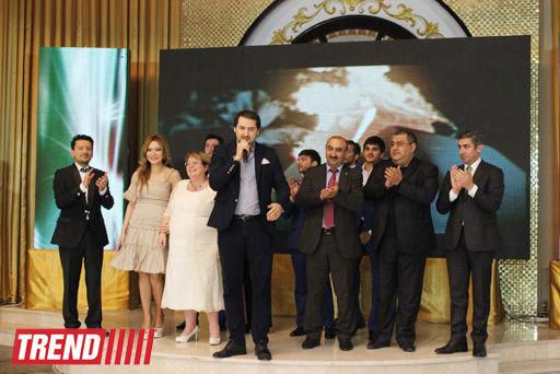 В Баку состоялась церемония награждения деятелей культуры и искусства, телевидения и СМИ (фото)