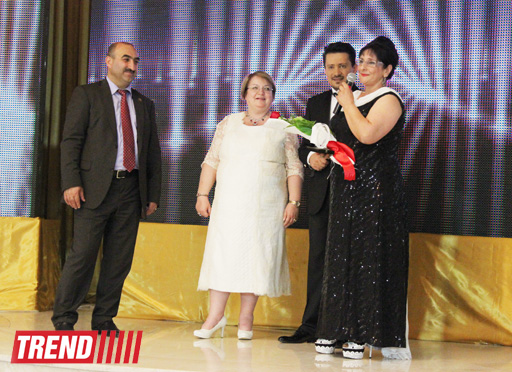 В Баку состоялась церемония награждения деятелей культуры и искусства, телевидения и СМИ (фото)