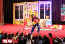 Малыш,  Карлсон и Фрекен Бок в Баку (фотосессия)