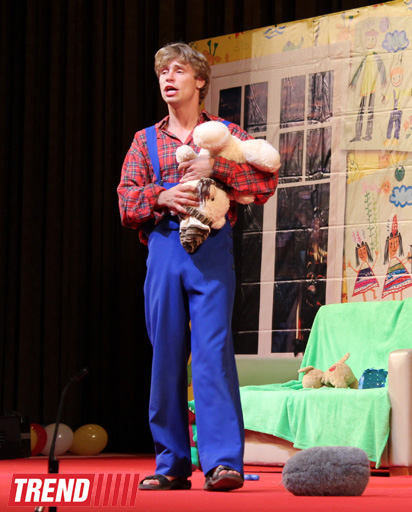 Малыш,  Карлсон и Фрекен Бок в Баку (фотосессия)