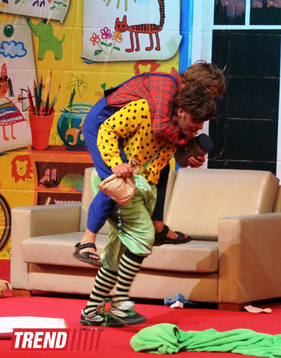 Малыш,  Карлсон и Фрекен Бок в Баку (фотосессия)