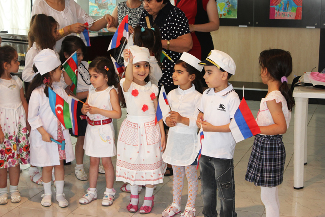 В Баку состоялось праздничное мероприятие, приуроченное к Международному дню защиты детей (фото)