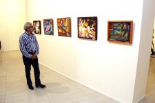 В Баку открылась выставка Исмаила Мамедова "BAKI-NEW YORK-BAKU" (фото)