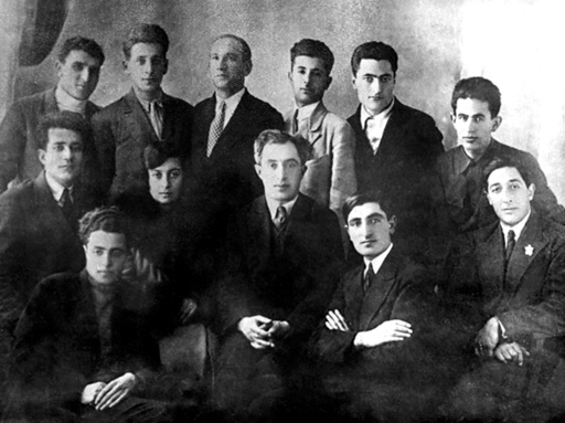 Новое издание от "Xalq Əmanəti" к 105-летию Микаила Мушфига (фото)