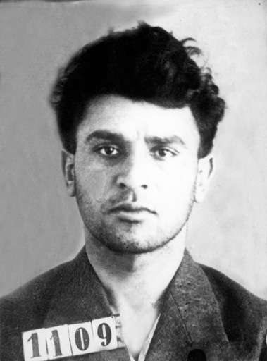 Новое издание от "Xalq Əmanəti" к 105-летию Микаила Мушфига (фото)