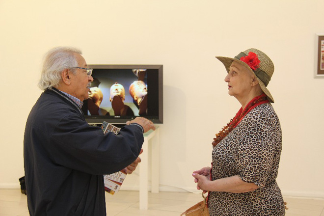 В Баку открылась выставка Исмаила Мамедова "BAKI-NEW YORK-BAKU" (фото)