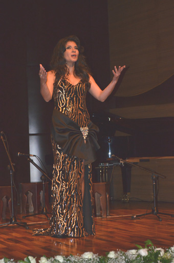 В Баку состоялся международный вечер "День поэтов" (фото)