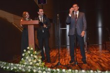 В Баку состоялся международный вечер "День поэтов" (фото)