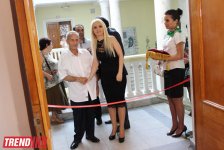 В Баку открылась выставка гобеленов Семени Гасымзаде: " Это искусство чувства и ощущения" (фото)