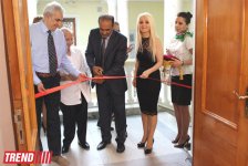 В Баку открылась выставка гобеленов Семени Гасымзаде: " Это искусство чувства и ощущения" (фото)