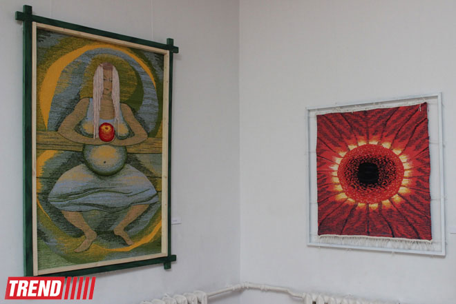 В Баку открылась выставка гобеленов Семени Гасымзаде: " Это искусство чувства и ощущения" (фото)
