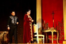 В Баку представлена "Тоска" с участием "золотого сопрано" Турции (фото)