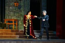 В Баку представлена "Тоска" с участием "золотого сопрано" Турции (фото)