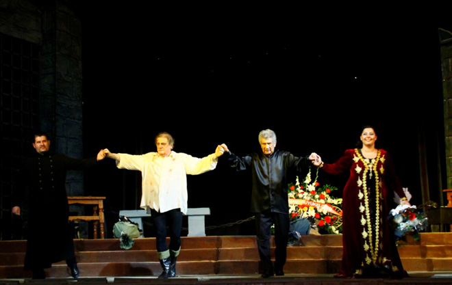 В Баку представлена "Тоска" с участием "золотого сопрано" Турции (фото)