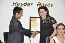 Айбениз Гашимова удостоена почетного диплома Общественного объединения "Молодые реформаторы" (фото)