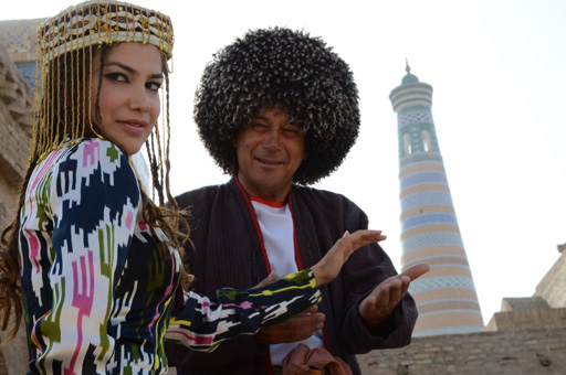 Азербайджанская актриса в узбекском национальном платье - проект в Ташкенте  (фотосессия)