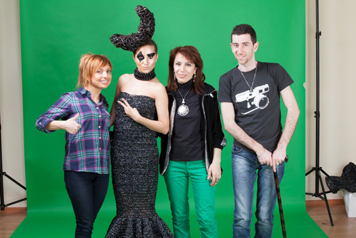 Аян Бабакишиева представила два креативных проекта "Цветные карандаши" и "Апачи" (фотосессия)