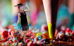 Аян Бабакишиева представила два креативных проекта "Цветные карандаши" и "Апачи" (фотосессия)