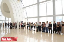 Центр Гейдара Алиева наградил победителей конкурсов, приуроченных к 90-летию общенационального лидера Гейдара Алиева (ФОТО)