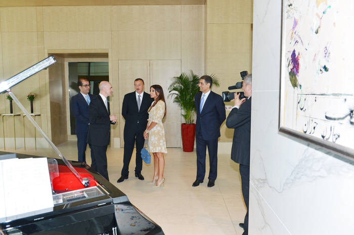 Президент Ильхам Алиев: Баку сегодня является одним из мировых центров как с политической, так и с экономической и культурной точек зрения (ФОТО)