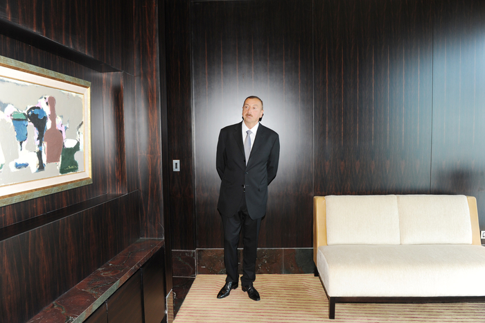 Президент Ильхам Алиев: Баку сегодня является одним из мировых центров как с политической, так и с экономической и культурной точек зрения (ФОТО)