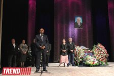 Корифея азербайджанского искусства Сиявуша Аслана аплодисментами проводили в последний путь (фото)