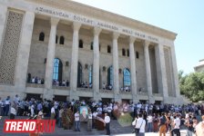 Корифея азербайджанского искусства Сиявуша Аслана аплодисментами проводили в последний путь (фото)