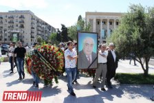 Корифея азербайджанского искусства Сиявуша Аслана аплодисментами проводили в последний путь (фото)