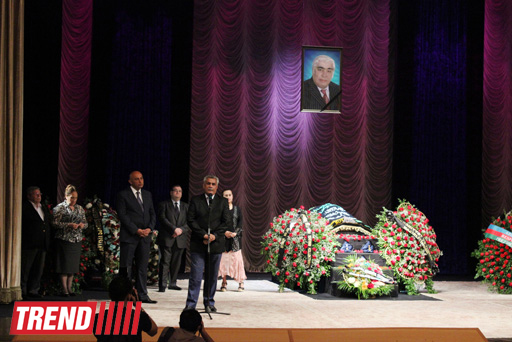 Корифея азербайджанского искусства Сиявуша Аслана аплодисментами проводили в последний путь (фото)