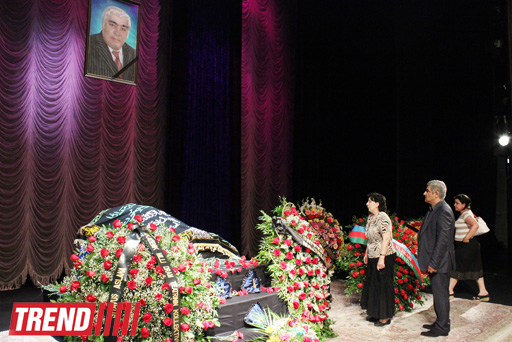 Корифея азербайджанского искусства Сиявуша Аслана аплодисментами проводили в последний путь (фото)