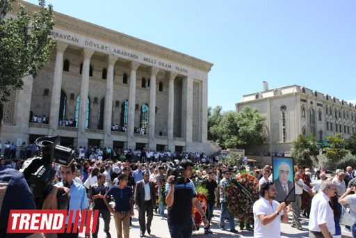 Корифея азербайджанского искусства Сиявуша Аслана аплодисментами проводили в последний путь (фото)